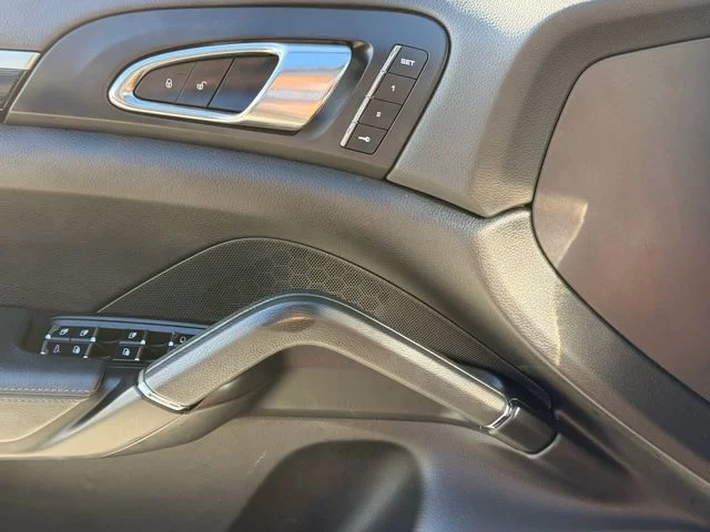 2016 Porsche Cayenne Base - Photo 24