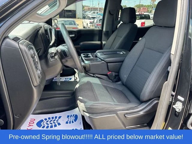 Used 2020 Black Chevrolet LT image 17
