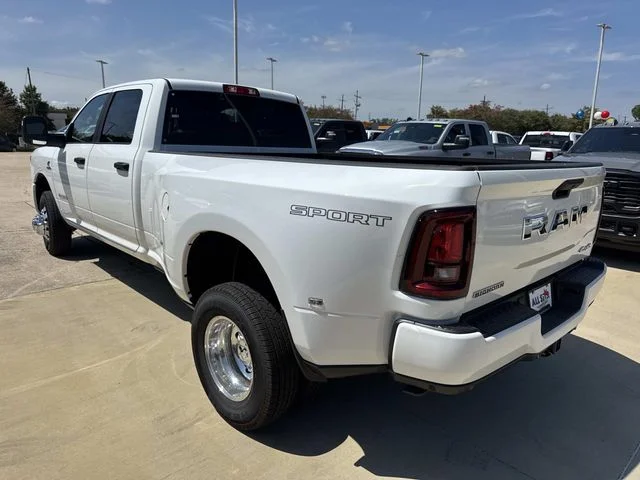 New 2027 Bright White Clear-Coat Exterior Paint RAM Big Horn image 6