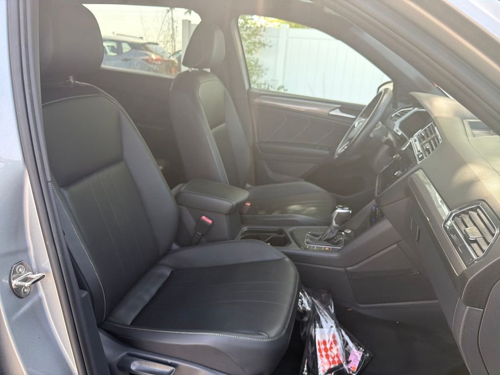 Used 2023 Silver Volkswagen 2.0T SE R-Line Black image 51