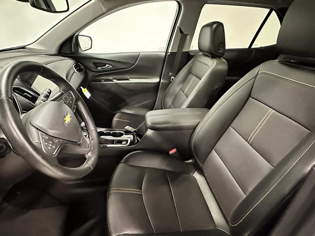Used 2024 Summit White Chevrolet Premier image 3
