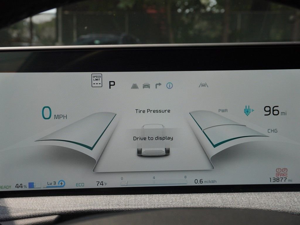 Used 2024 Blue Kia Wind image 47