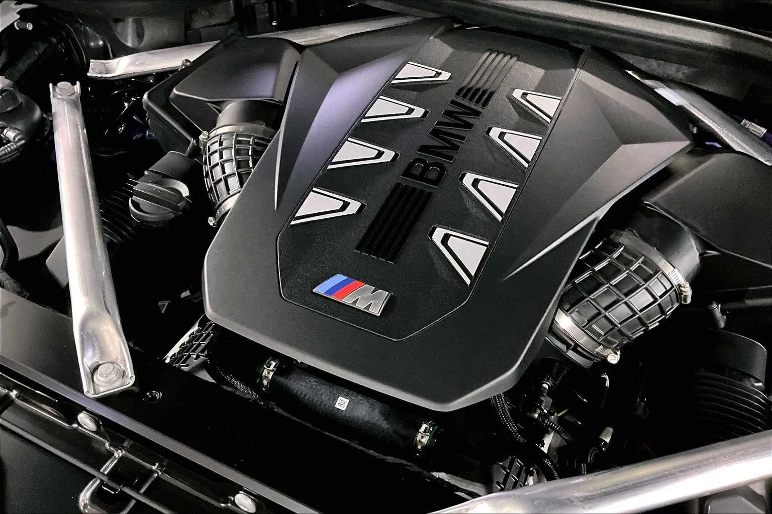 New 2026 Tanzanite Blue II Metallic BMW M60i image 15