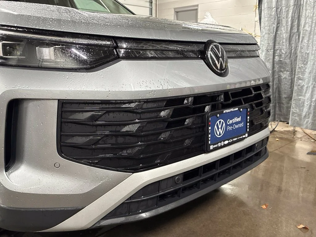 Used 2026 Silver Volkswagen SE image 48
