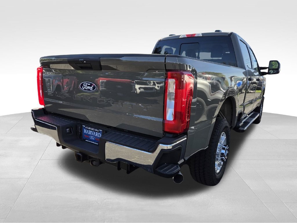 New 2027 Marsh Gray Metallic Ford F-250® XLT image 22