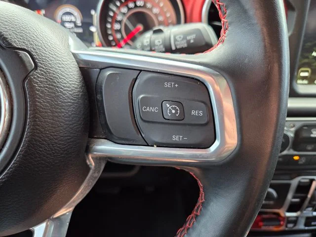 Used 2022 White Jeep Unlimited Rubicon image 30