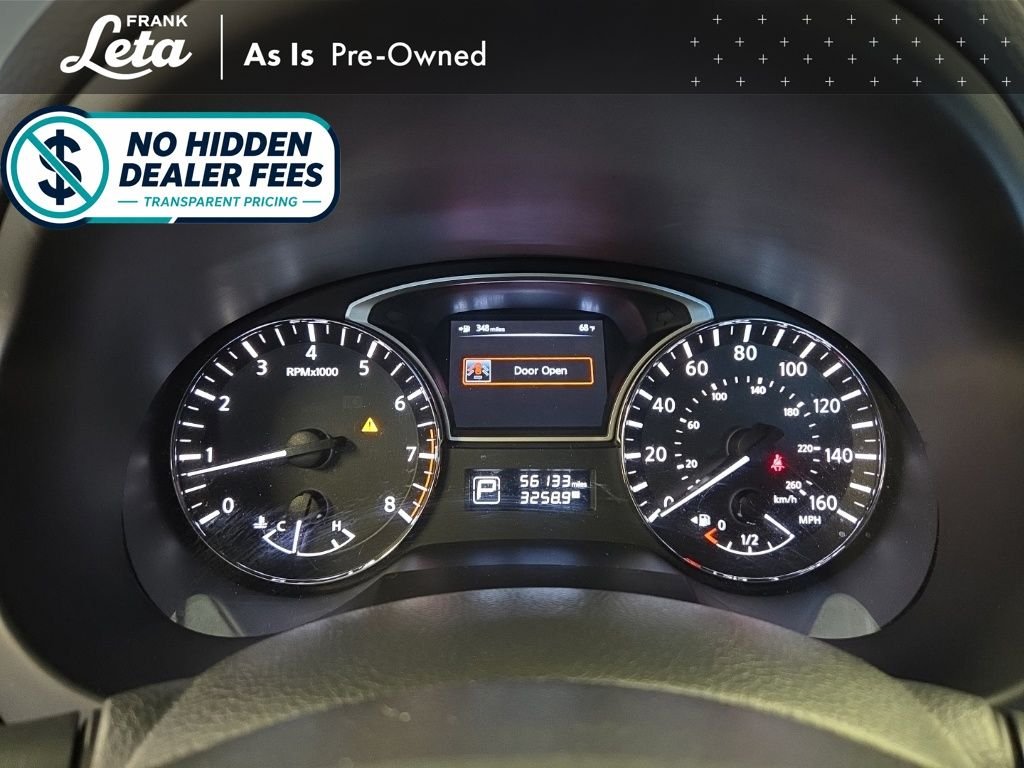 Used 2013 Pearl White Metallic Nissan  image 16
