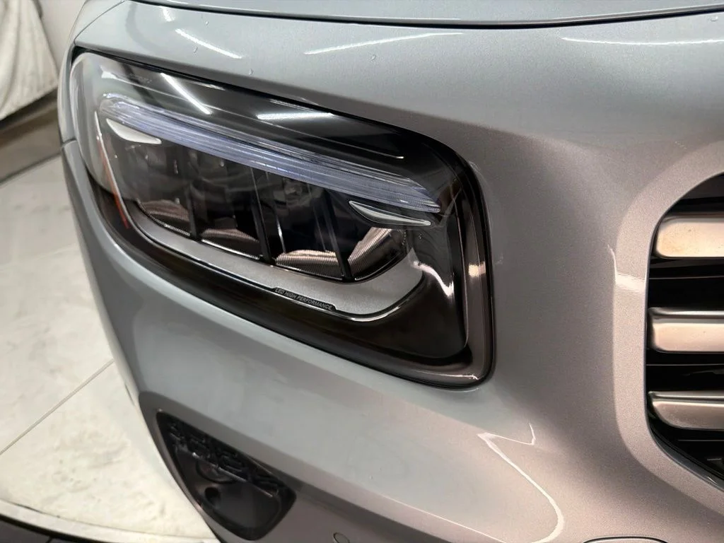 New 2026 Silver Mercedes-Benz GLB 250 image 10