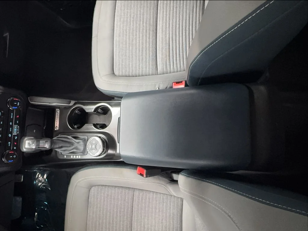 Used 2022 Green Ford Outer Banks image 34