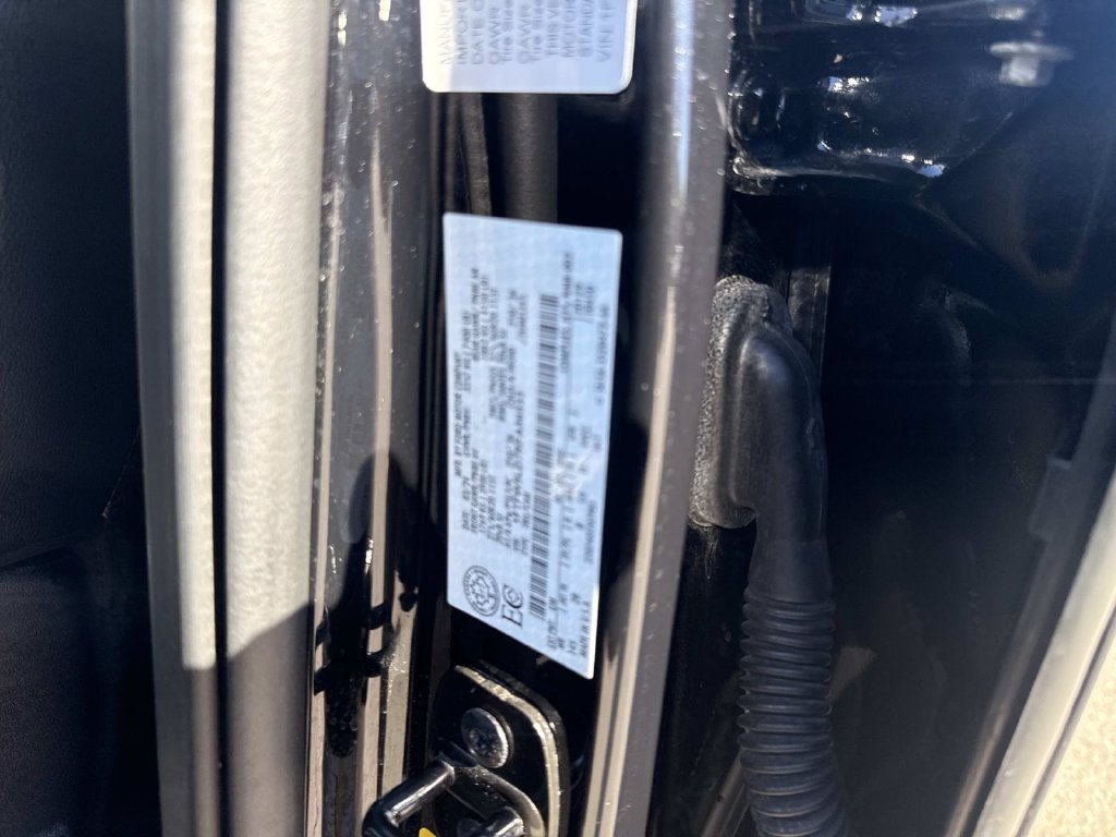 Used 2024 Black Ford Lariat image 19