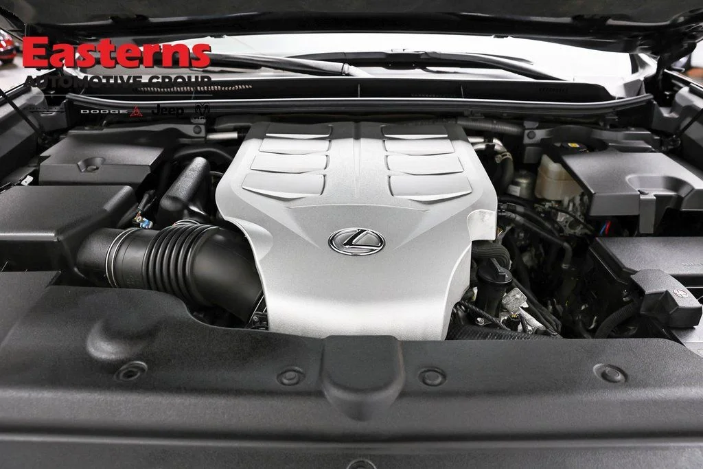 Used 2022 Black Lexus 460 image 12
