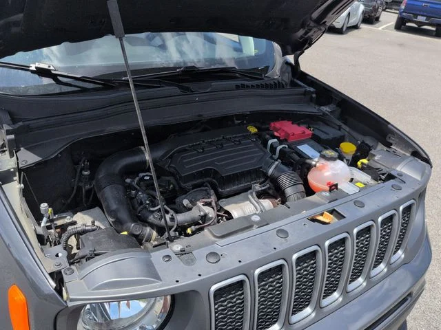 Used 2022 Gray Jeep Limited image 37