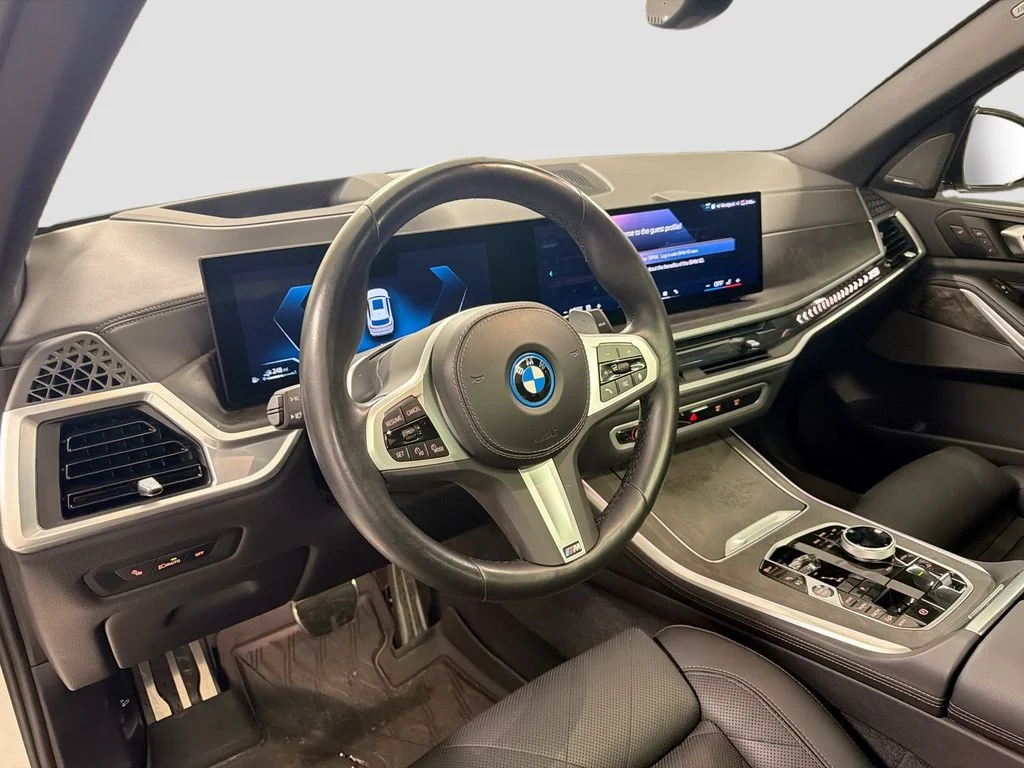 Used 2024 Alpine White BMW xDrive50e image 4