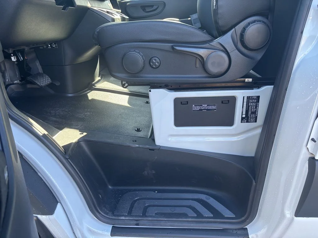 New 2026  Mercedes-Benz w/ Ranger Electrical Pkg image 38