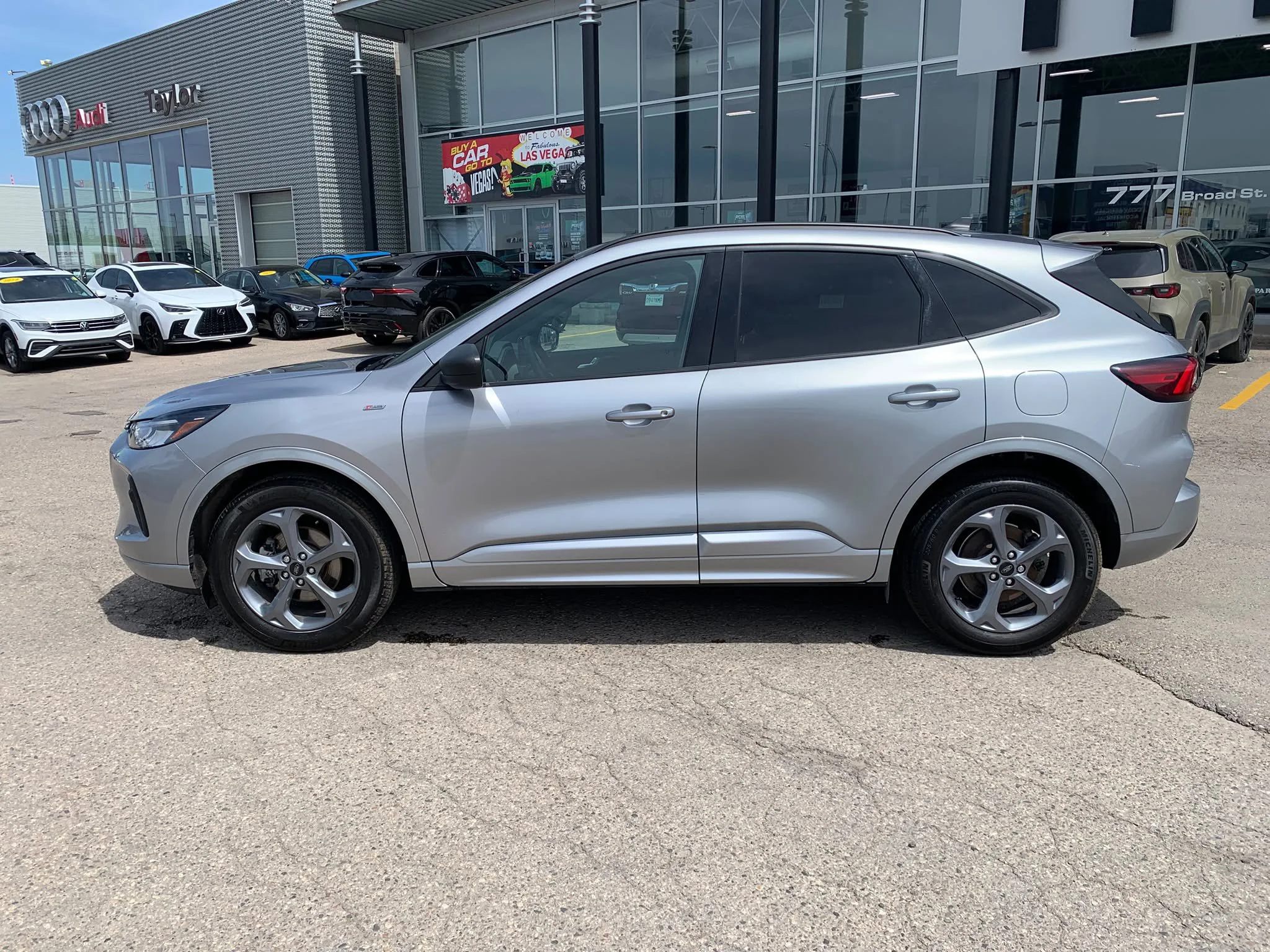 Certified Used 2023 Iconic Silver Metallic Ford ST-Line AWD*Remote Start | Htd Seats | Htd Wheel | Blind Spot Detection | Lane Keep Assist | CarPlay image 10