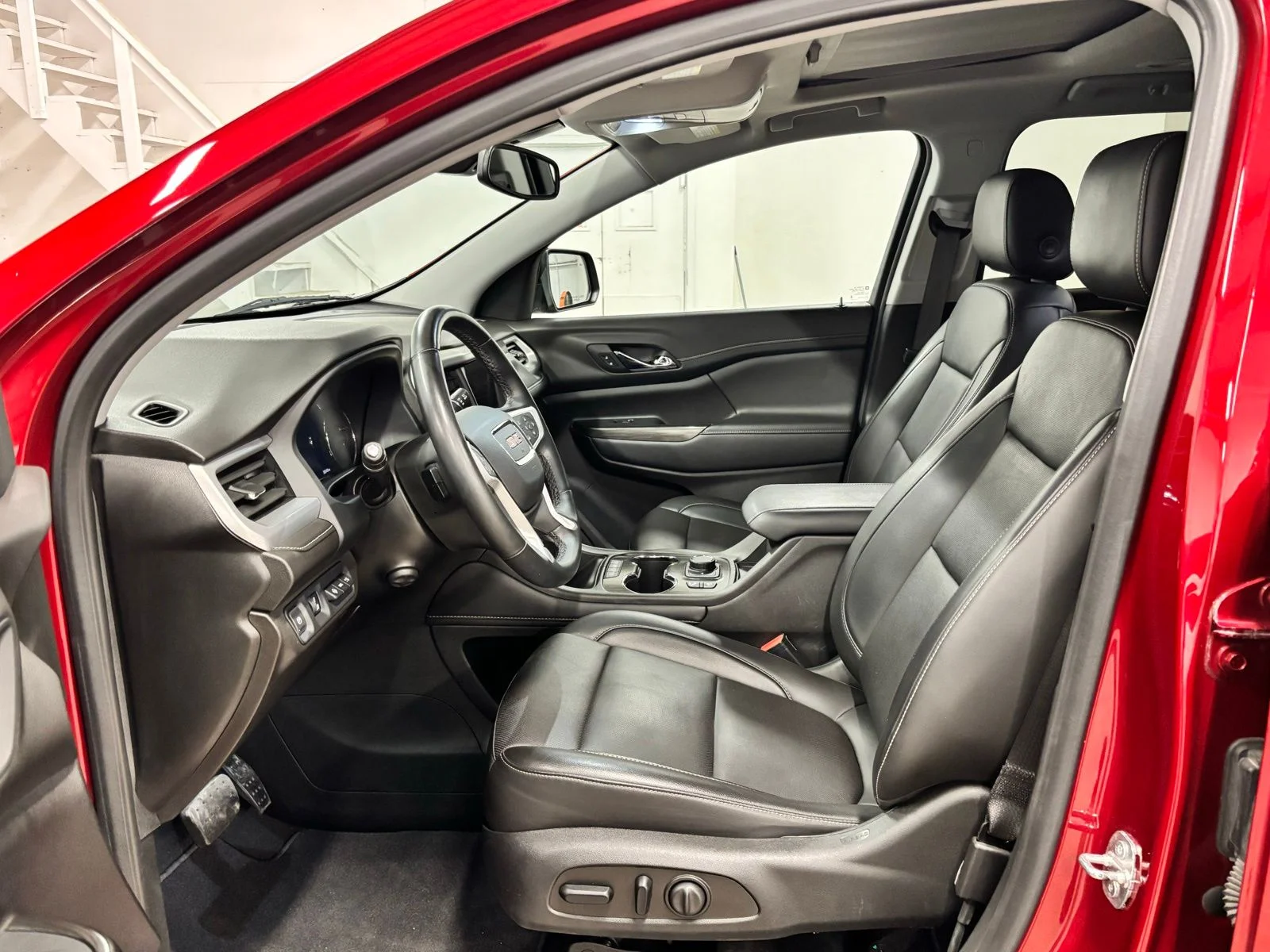 Used 2023 Red GMC SLT image 16