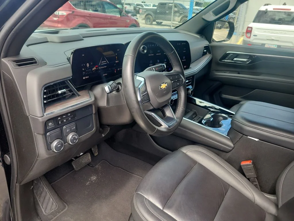 Used 2025 Black Chevrolet LT image 25