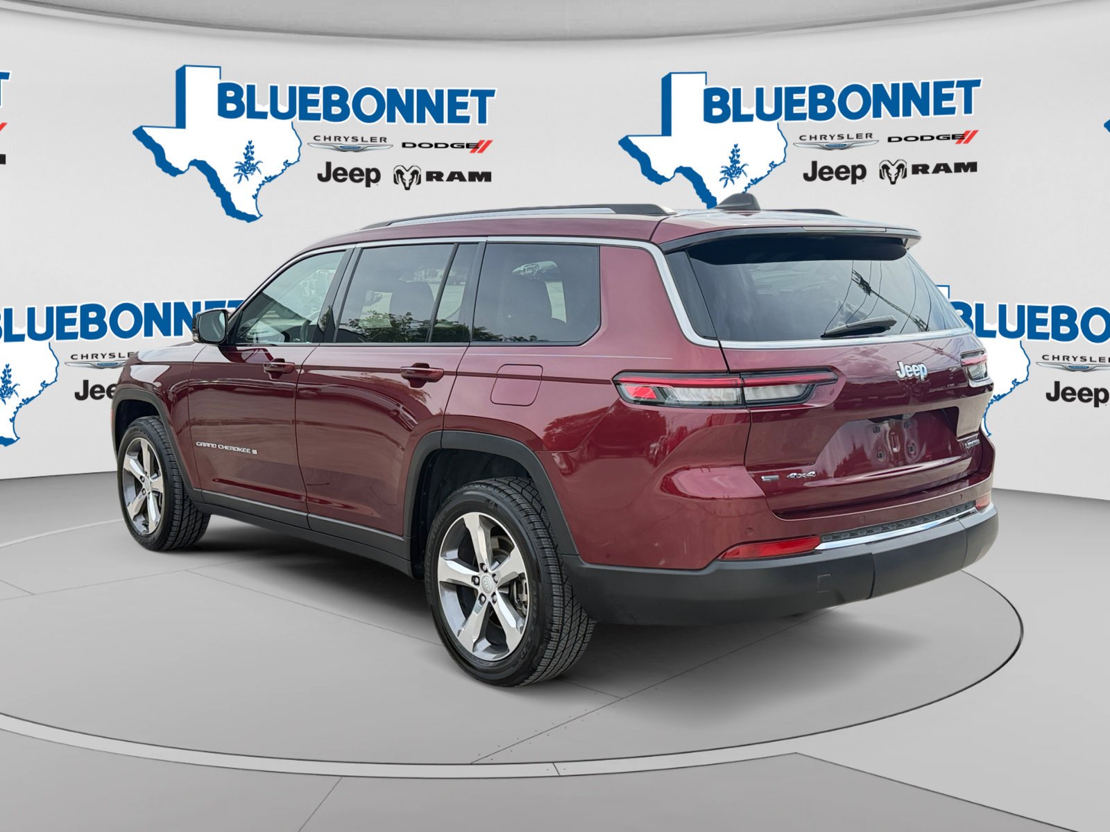 Certified Used 2022 Velvet Red Pearlcoat Jeep Limited image 7