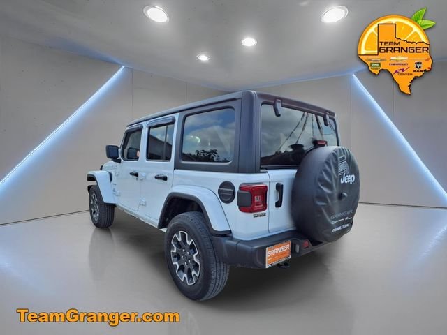 Used 2024 White Jeep Sahara image 4