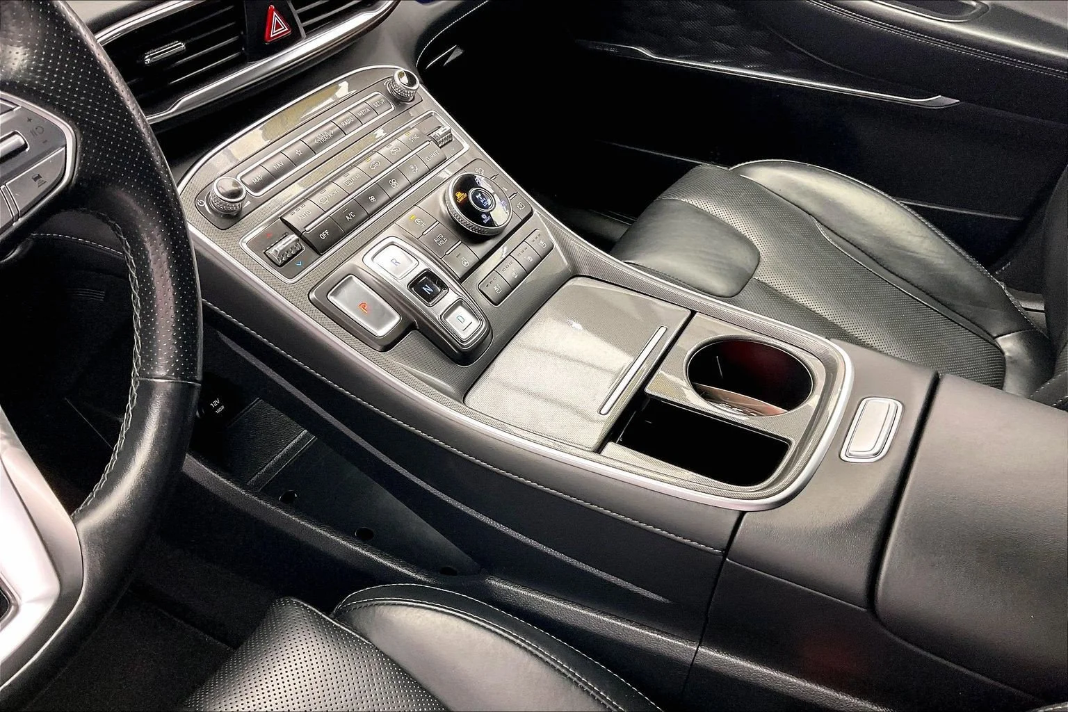 Used 2023 Hampton Gray Hyundai Calligraphy image 17