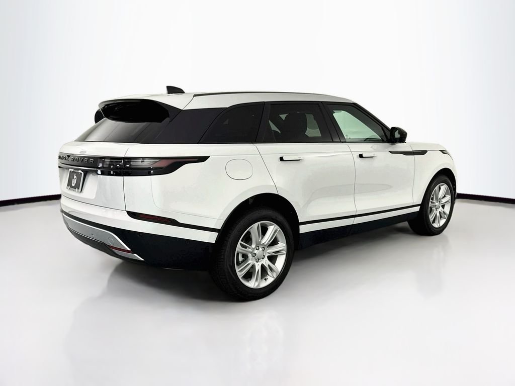 New 2026 Fuji White Land Rover S image 5