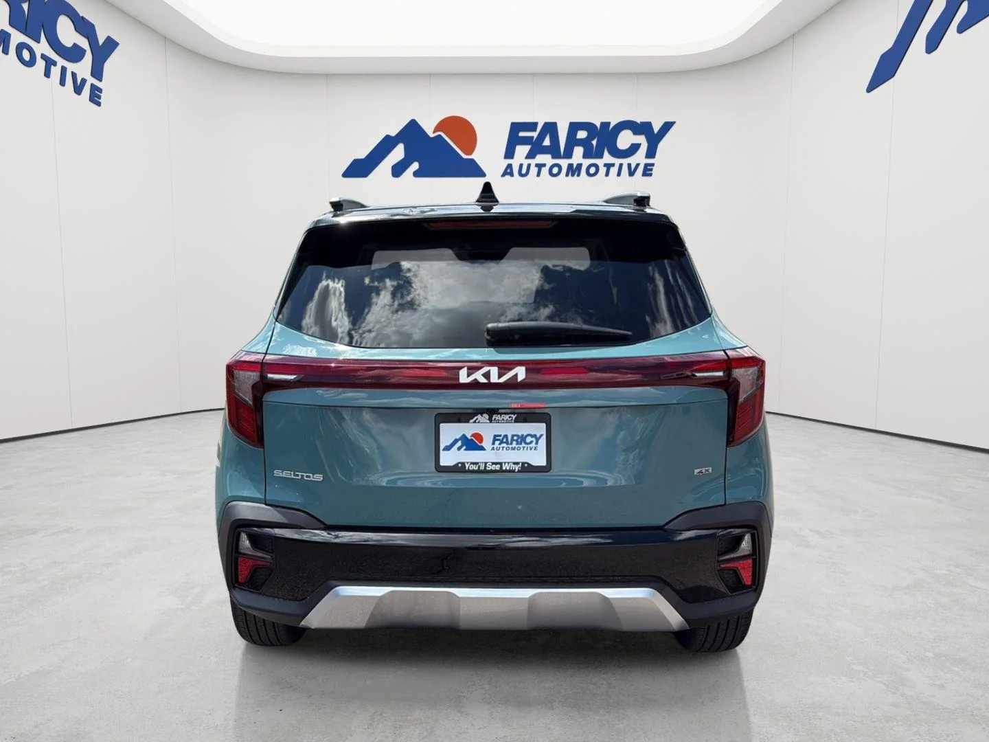 Used 2026 Pluton Blue/Fusion Black Roof Kia S image 5