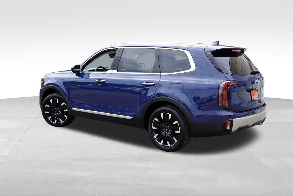 Used 2024 Midnight Lake Blue Kia SX image 8