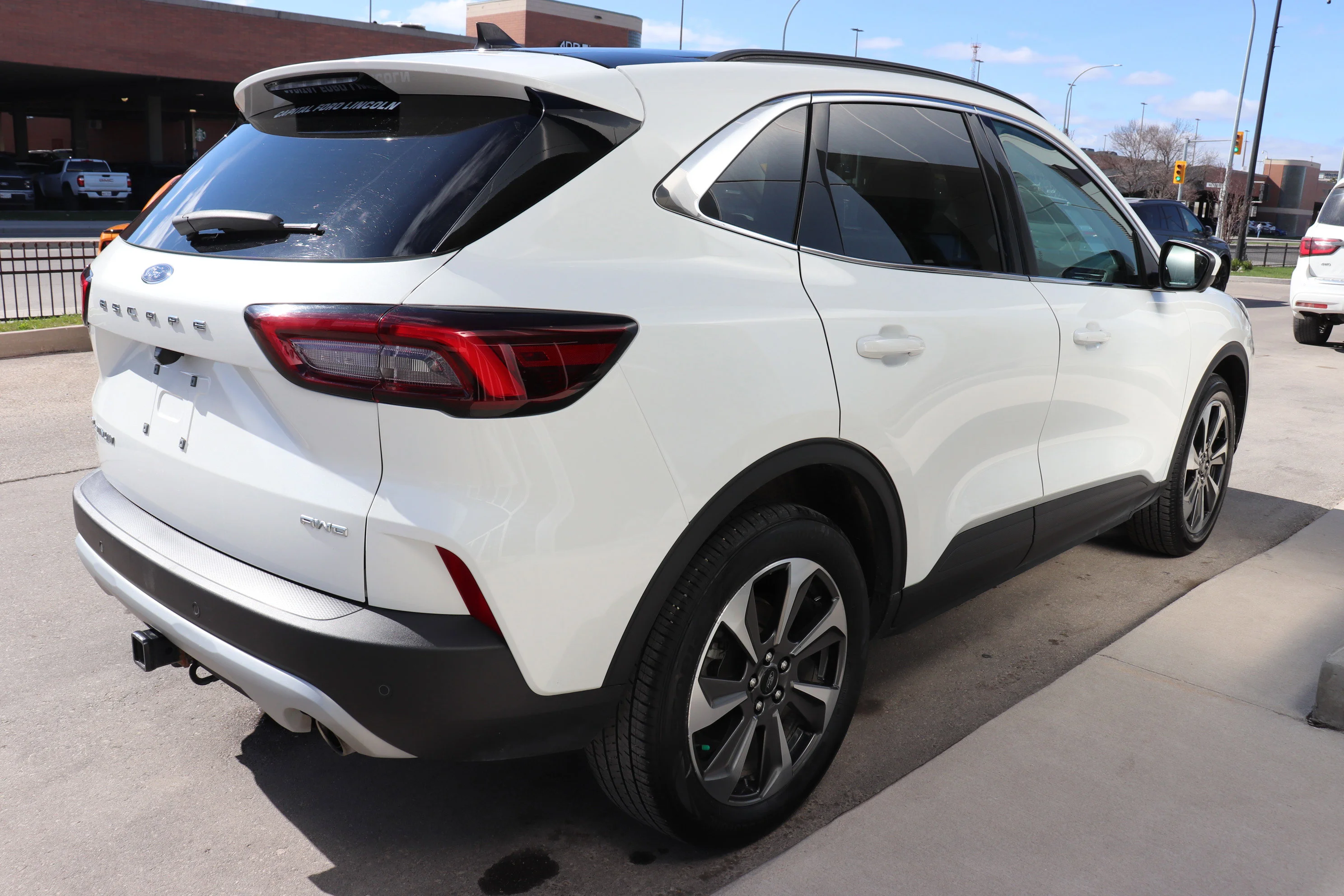 Certified Used 2023 White Ford Platinum AWD image 4