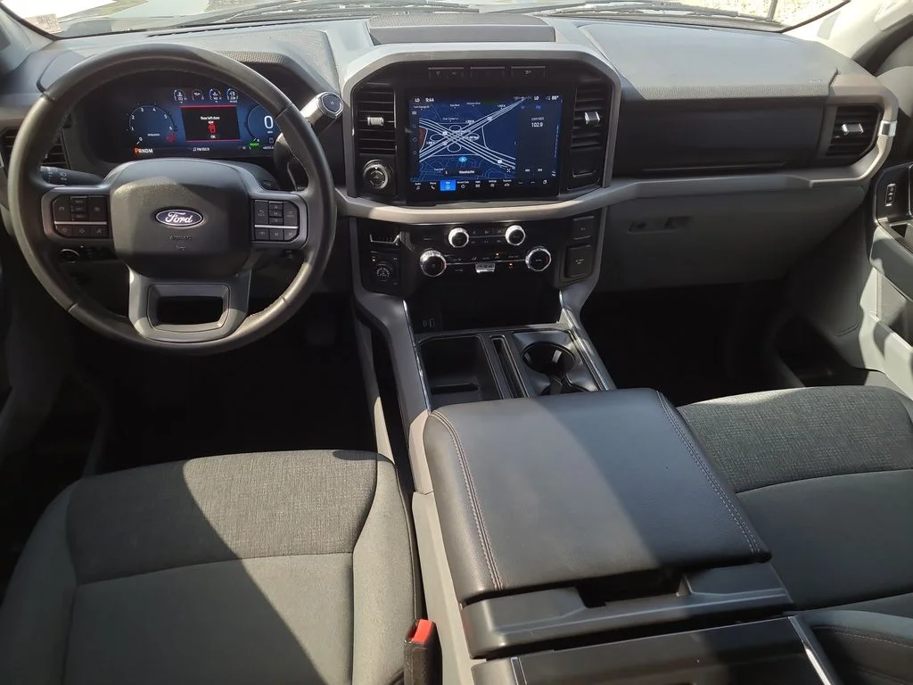 Used 2024 Black Ford XLT image 16