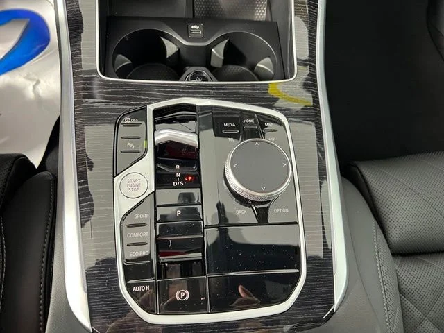 New 2026 Dravit Grey Metallic BMW sDrive40i image 23