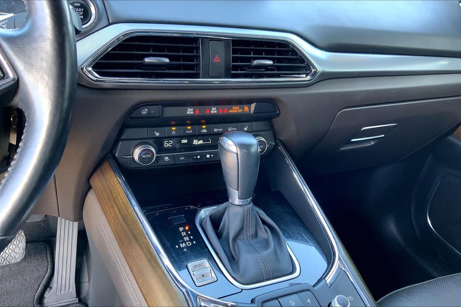 Used 2021 Machine Gray Metallic Mazda Signature image 32