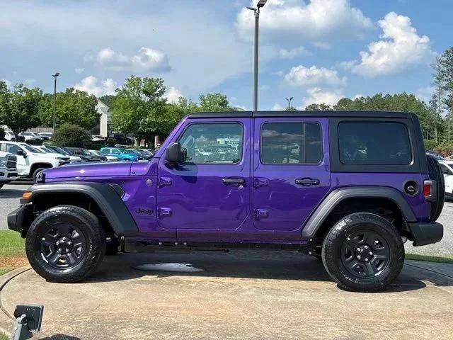 New 2026 Reign Exterior Paint Jeep Sport image 4