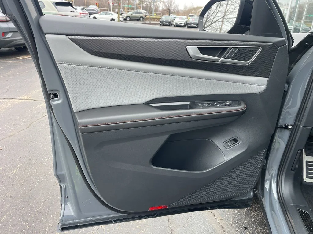 New 2026 Pure Gray Volkswagen 2.0T Peak Edition image 18