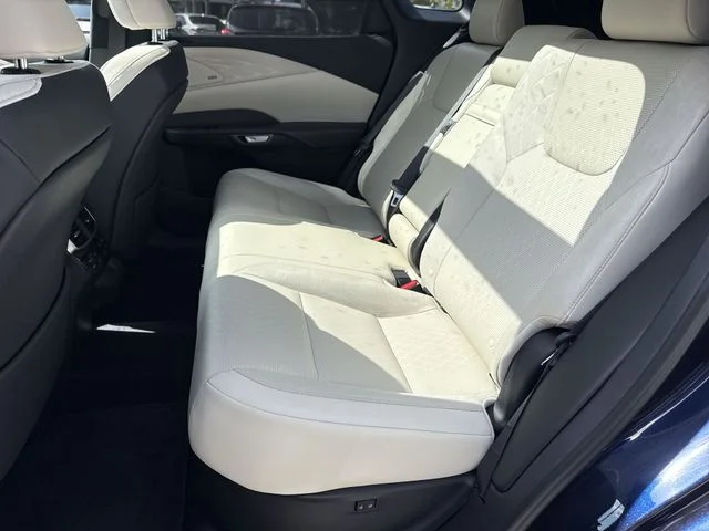 Used 2024  Lexus 350 Luxury image 23