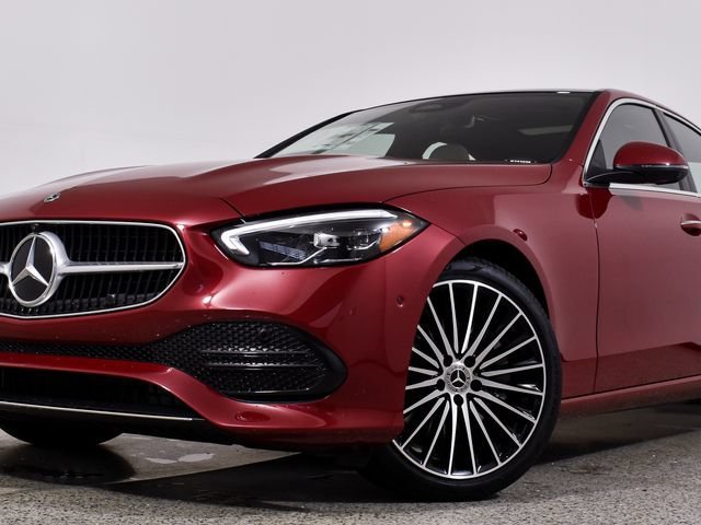 New 2026 MANUFAKTUR Patagonia Red Metallic Mercedes-Benz C 300 image 47