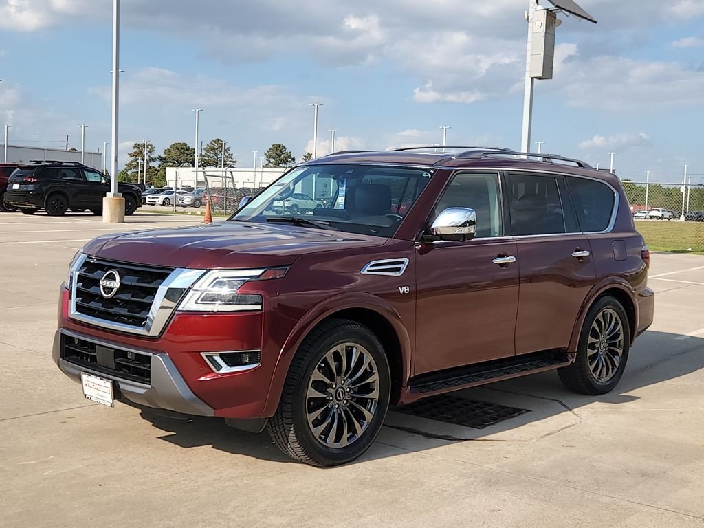 Used 2022 Red Nissan Platinum image 3