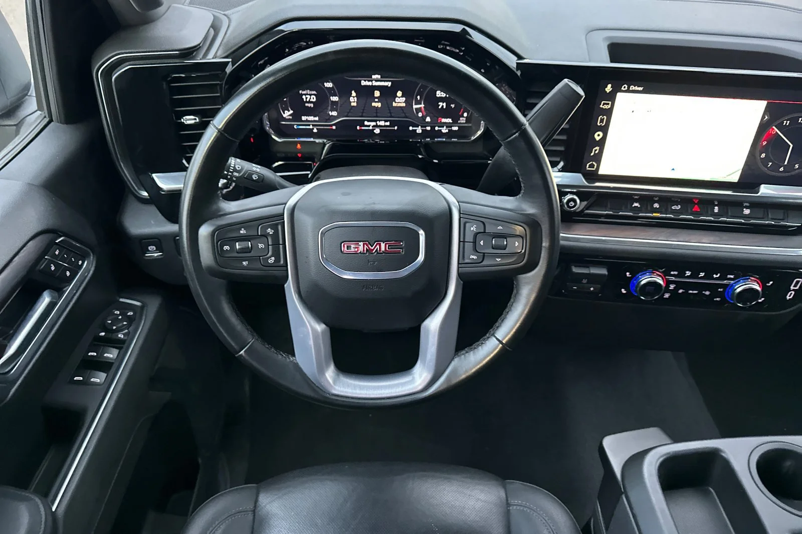 Used 2025 White GMC SLT image 14