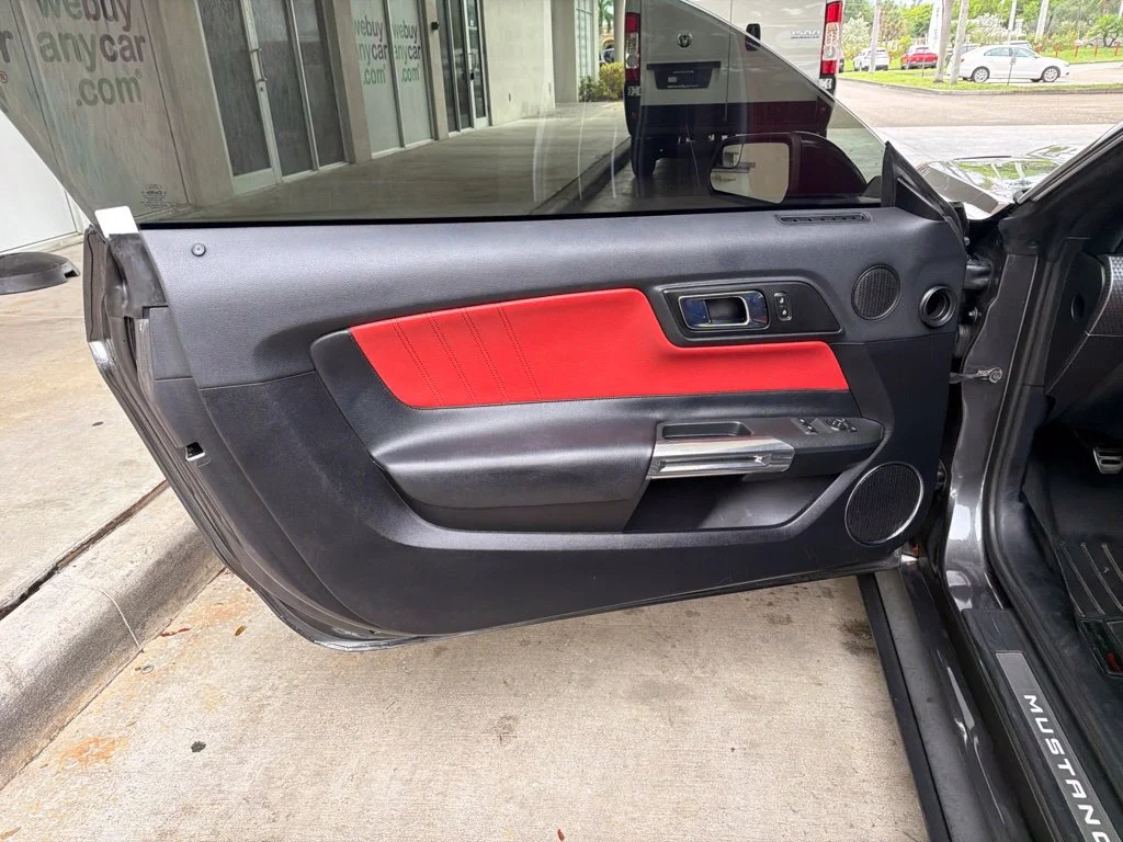 Used 2017 Gray Ford GT Premium image 30