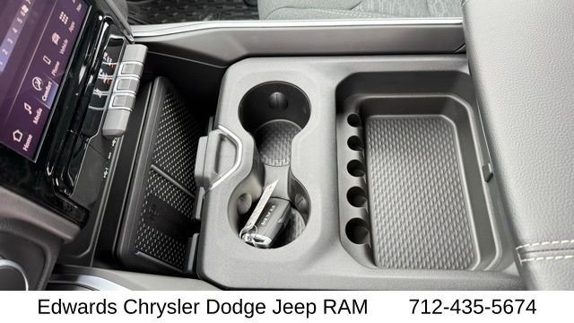 New 2026 Granite Crystal Metallic Clearcoat RAM Big Horn/Lone Star image 22