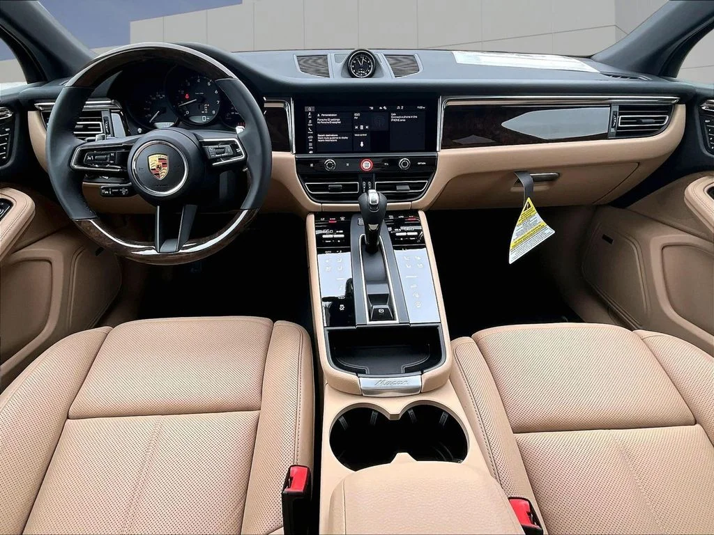 2026 Porsche Macan Base - Photo 13