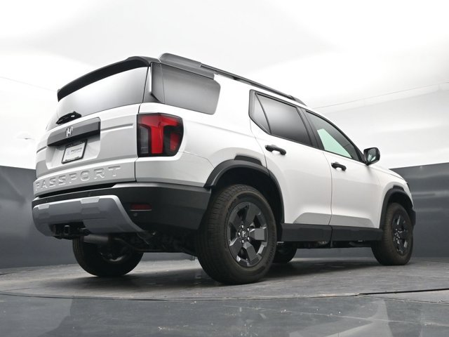 New 2026 Platinum White Pearl Honda RTL Towing image 36
