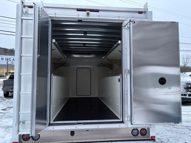 New 2026 Oxford White Ford E-350 SRW image 8