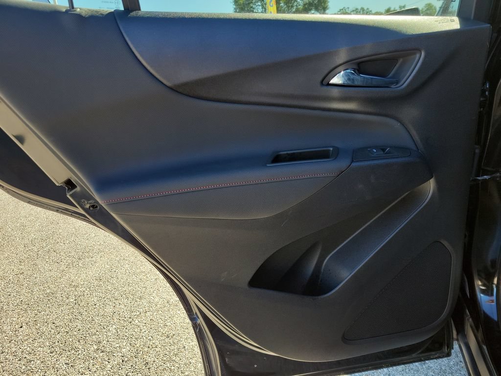 Used 2024 Mosaic Black Metallic Chevrolet RS image 10