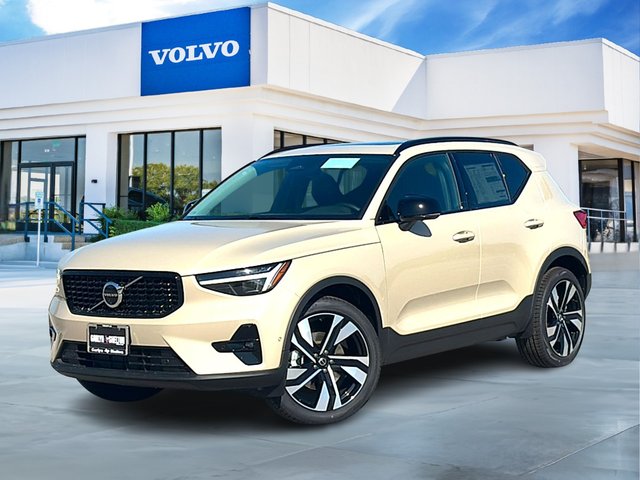 New 2026 Volvo XC40 B5 AWD Ultra