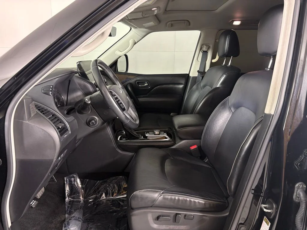 Used 2023 Black INFINITI LUXE image 20