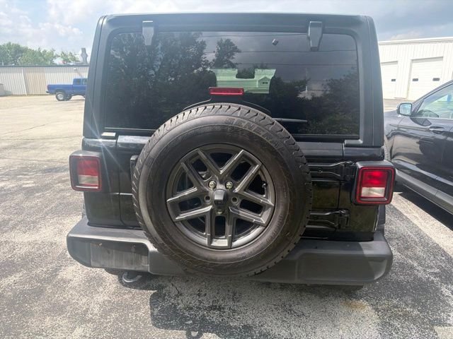 Used 2024 Black Jeep Sport S image 7