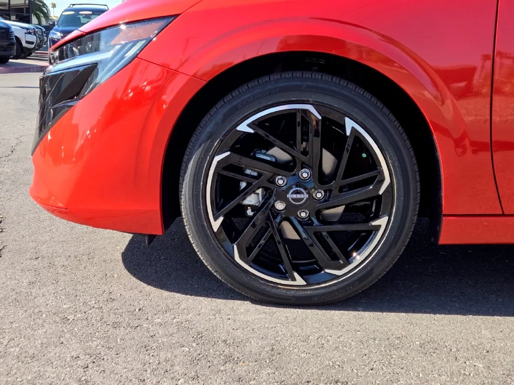 New 2027 Energetic Ember / Super Black Two-tone Nissan SR image 10