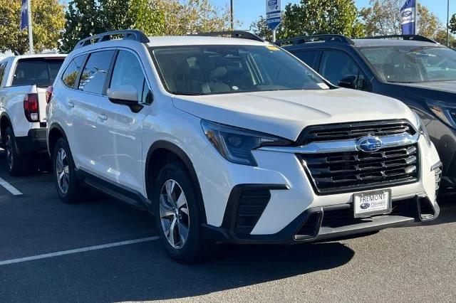 Certified Used 2025 White Subaru Premium image 5