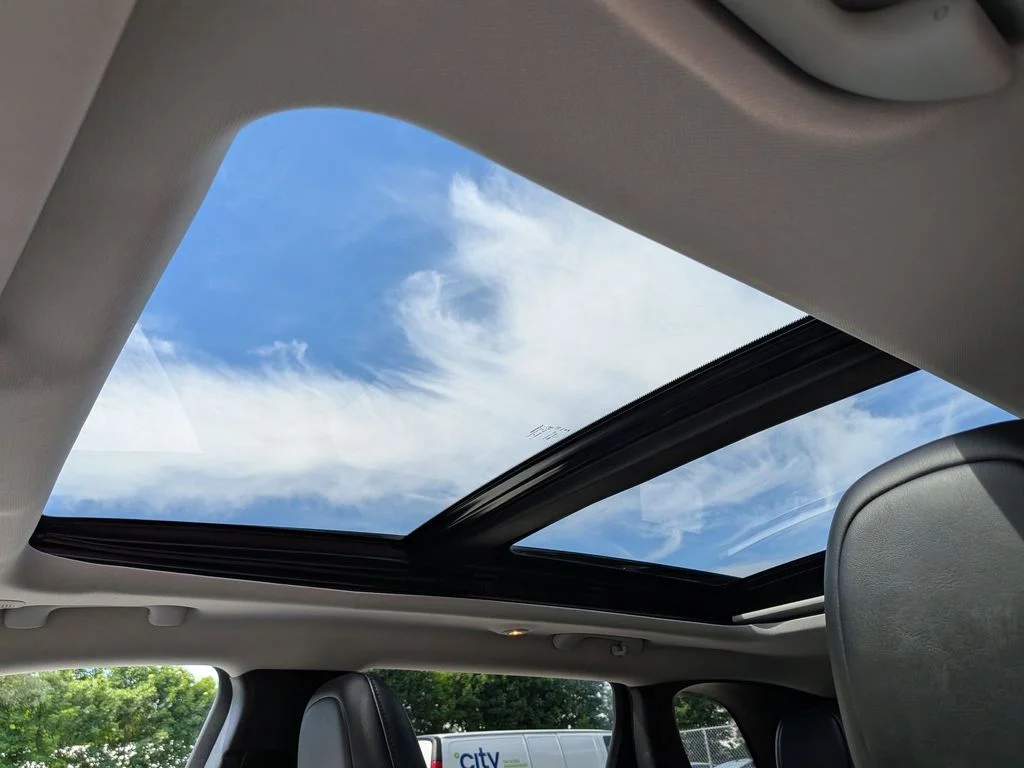 Used 2022 Black Jeep Trailhawk image 22