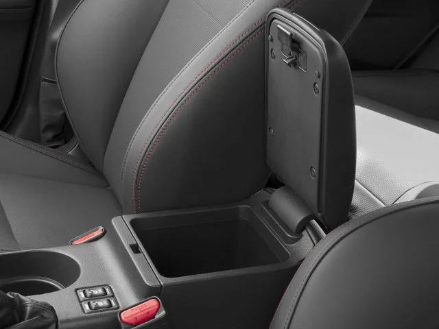 Used 2016 Dark Gray Metallic Subaru Premium image 18